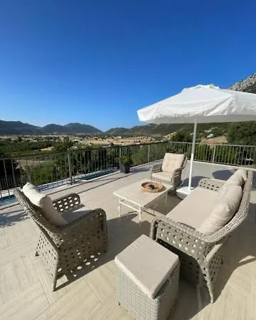 Bezirgan Kalkan Villa *
